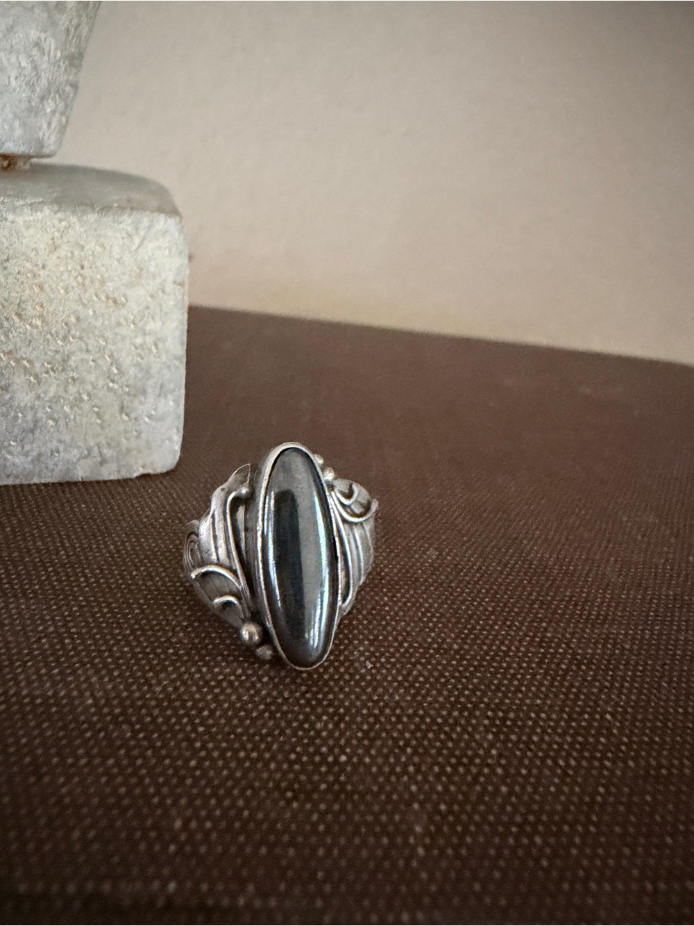 Vintage Navajo Hematite Sterling Silver Ring‎ Size 7 Southwestern - Picture 2 of 7